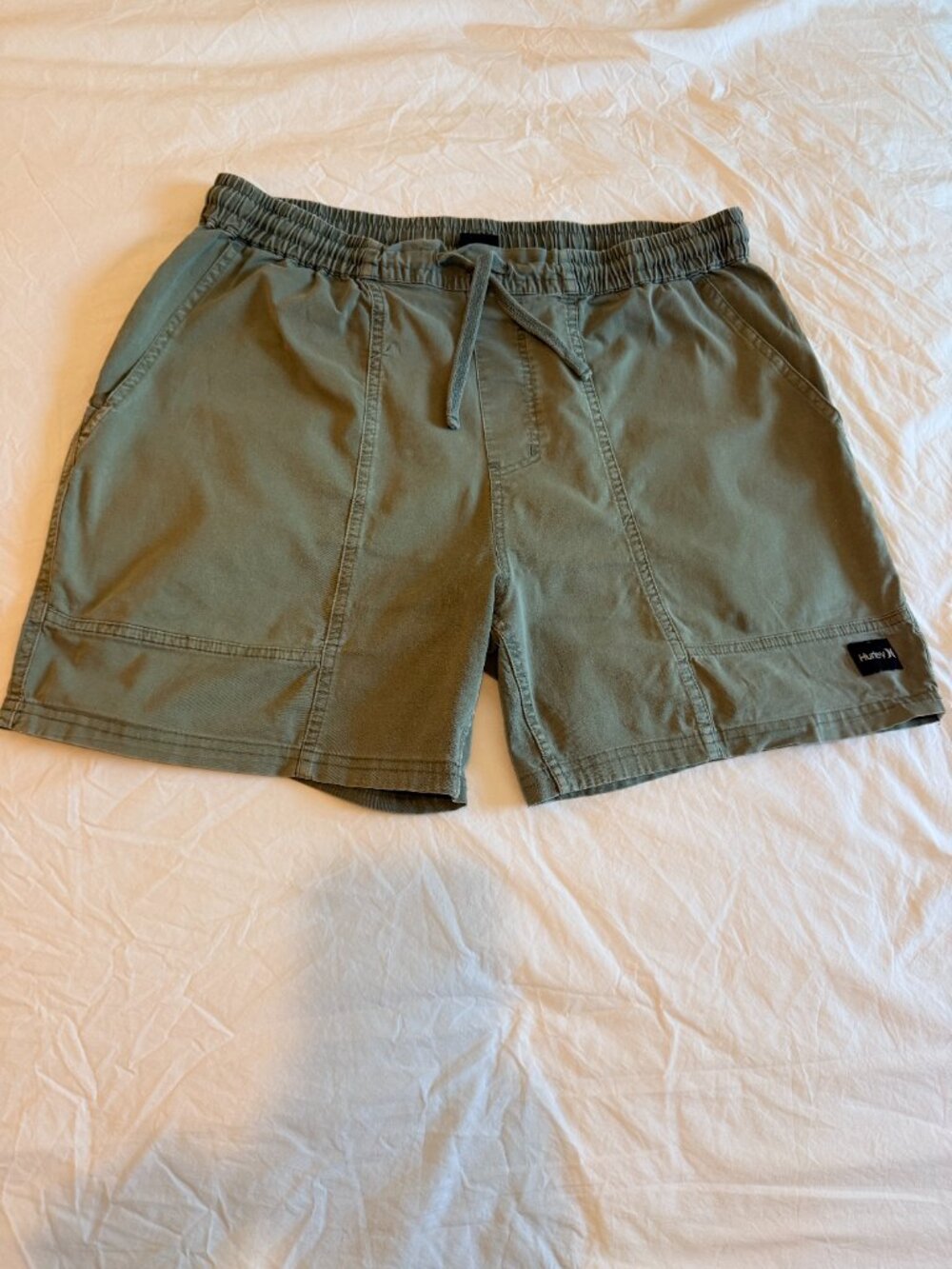 Hurley Olive Green Elastic Waist Shorts XL - 55.5" Inseam